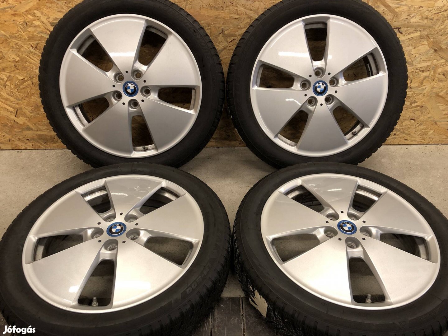 Felni 19 col bmw i3 téli gumikkal 155/70/19