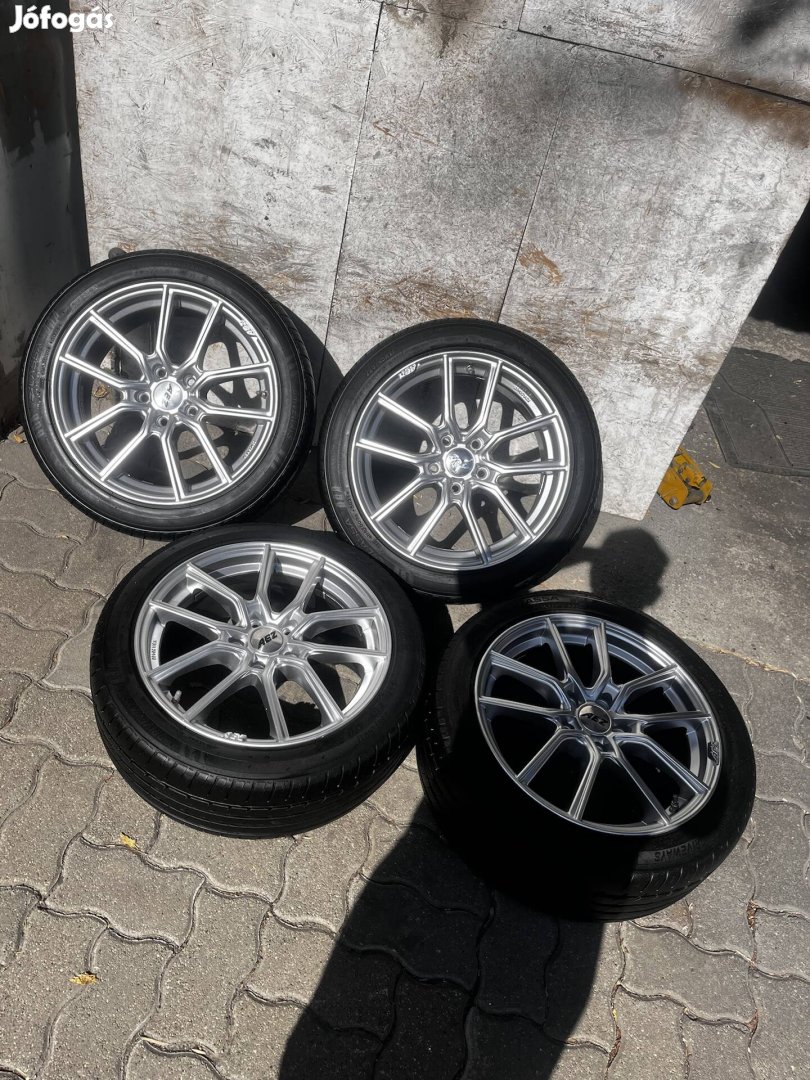 Felni Alufelni 5x112 R17 Audi Vw Volkswagen Passat Skoda Merci