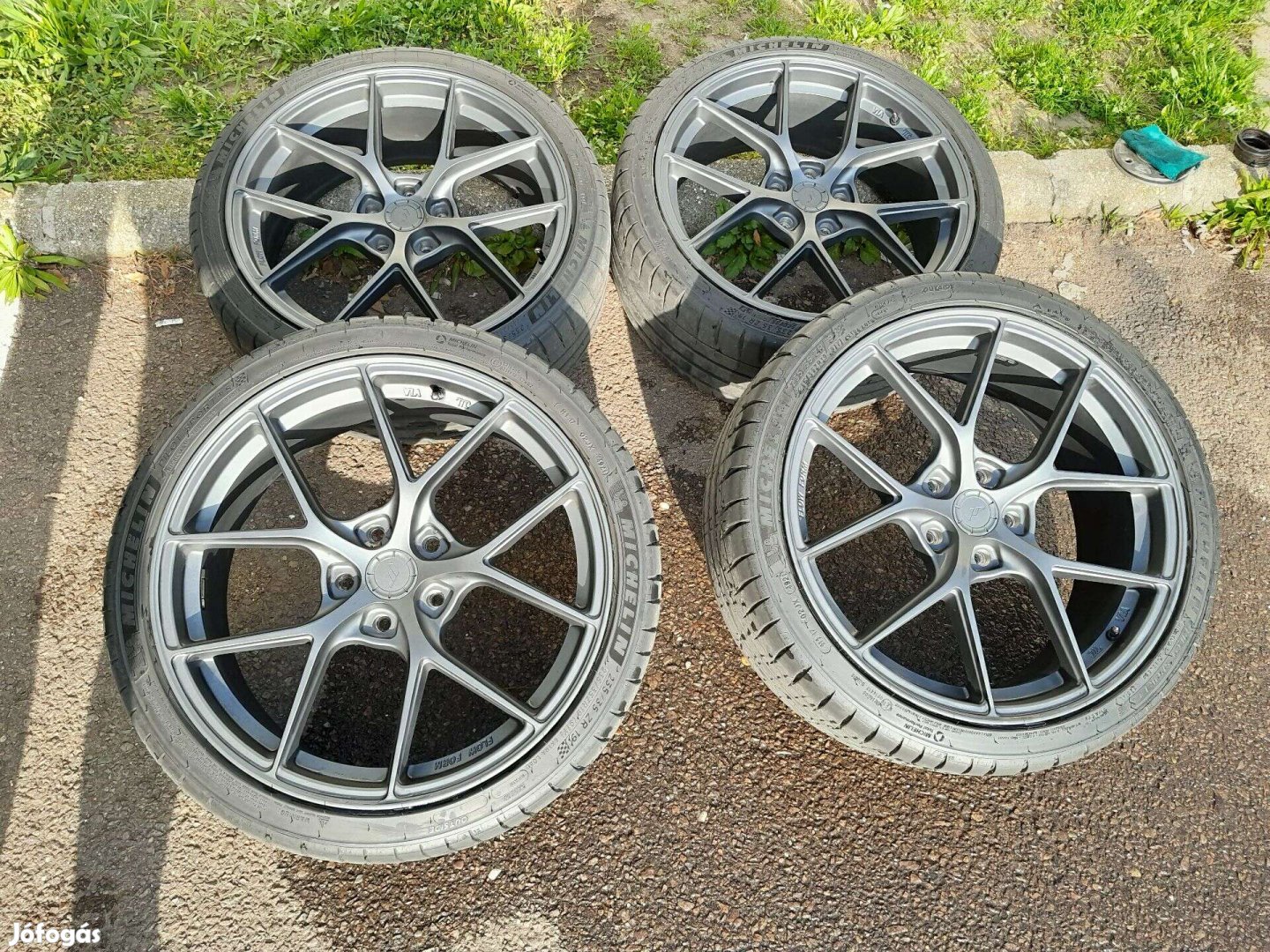Felni gumi Japan Racing SL01 19
