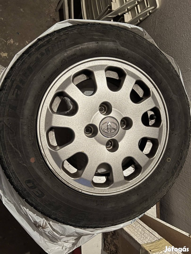 Felni gumiszettekkel R13 4x100