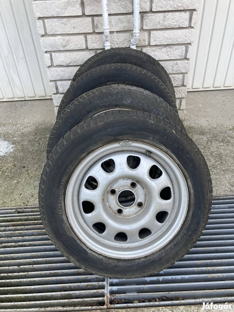 Felnik 14" acél ( a 4 db összesen 10 e ft)