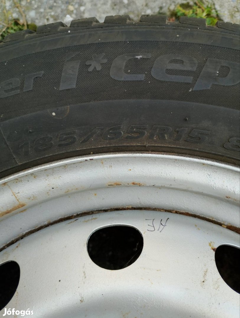 Felnik gumiabroncsok 