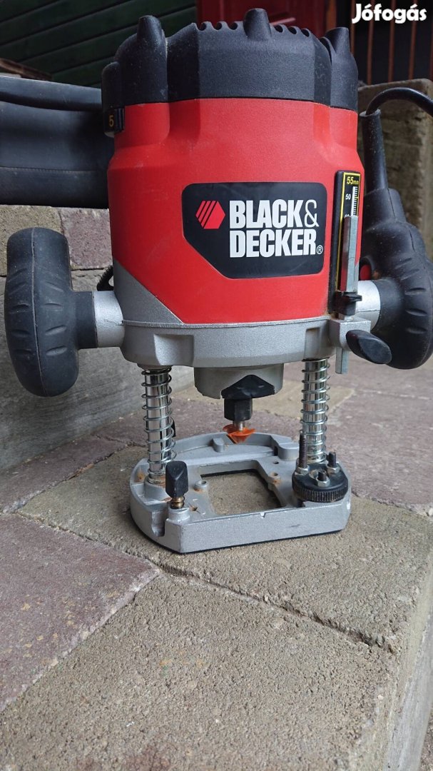 Felsőmaró black&decker