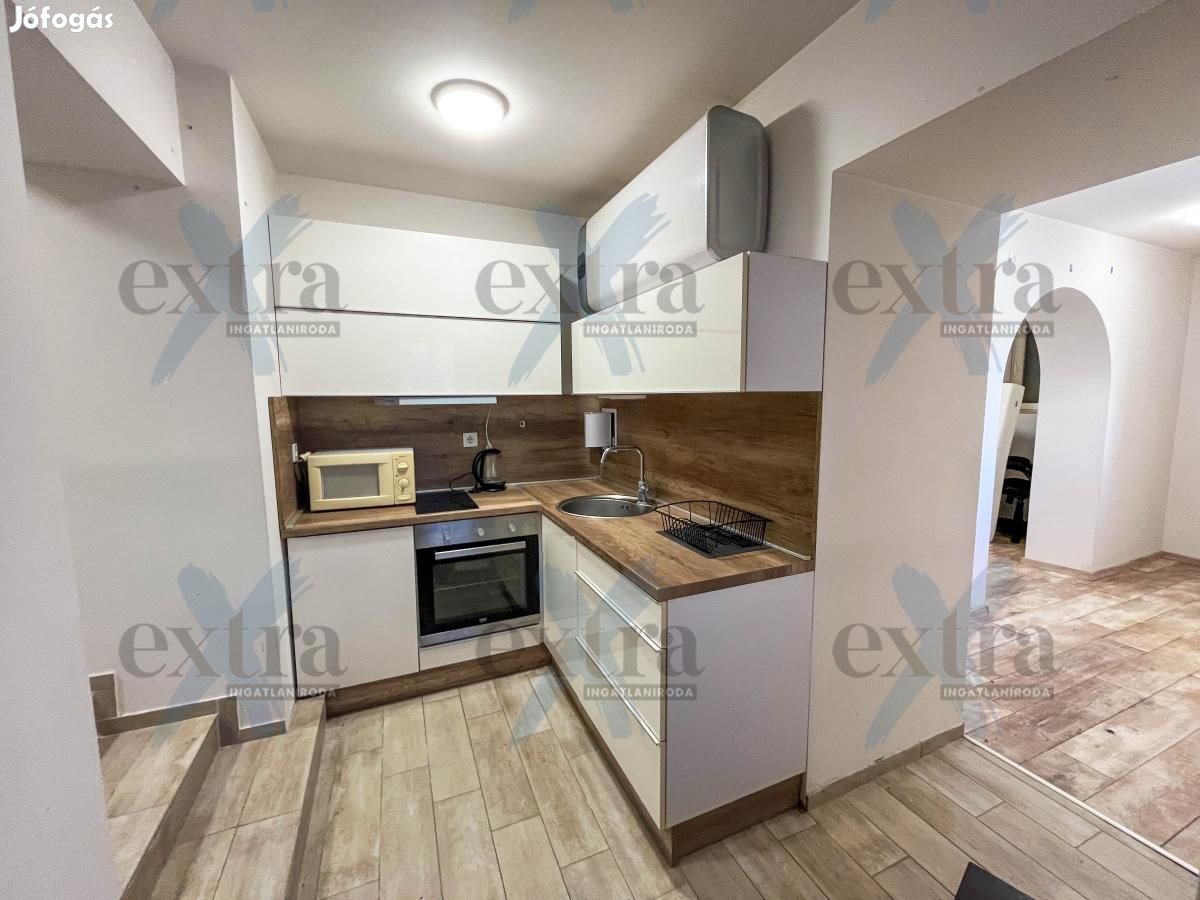 Felújított 40 m-es lakás eladó Szegeden