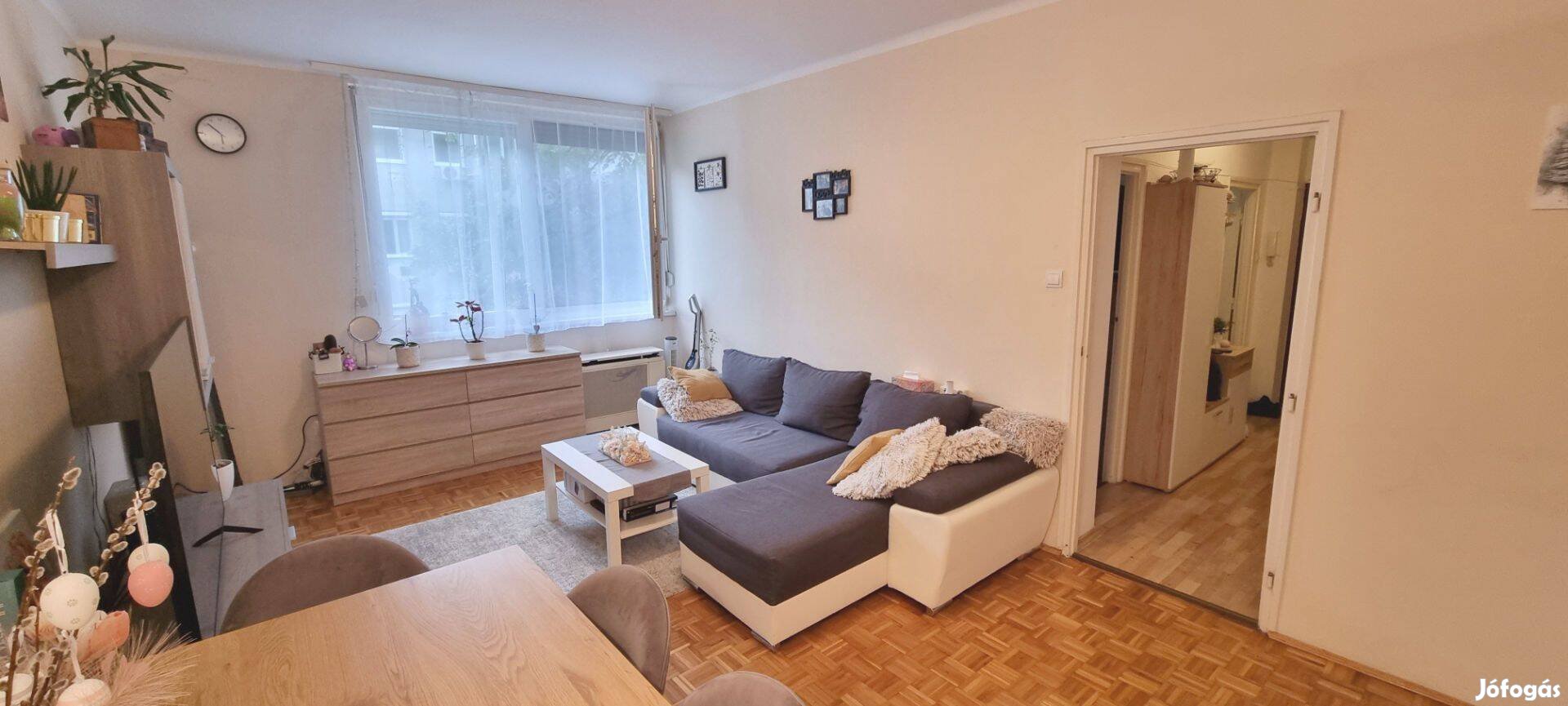 Felújított 43 m2-es lakás eladó a Bulgárföldön a Fazola Henrik utcában