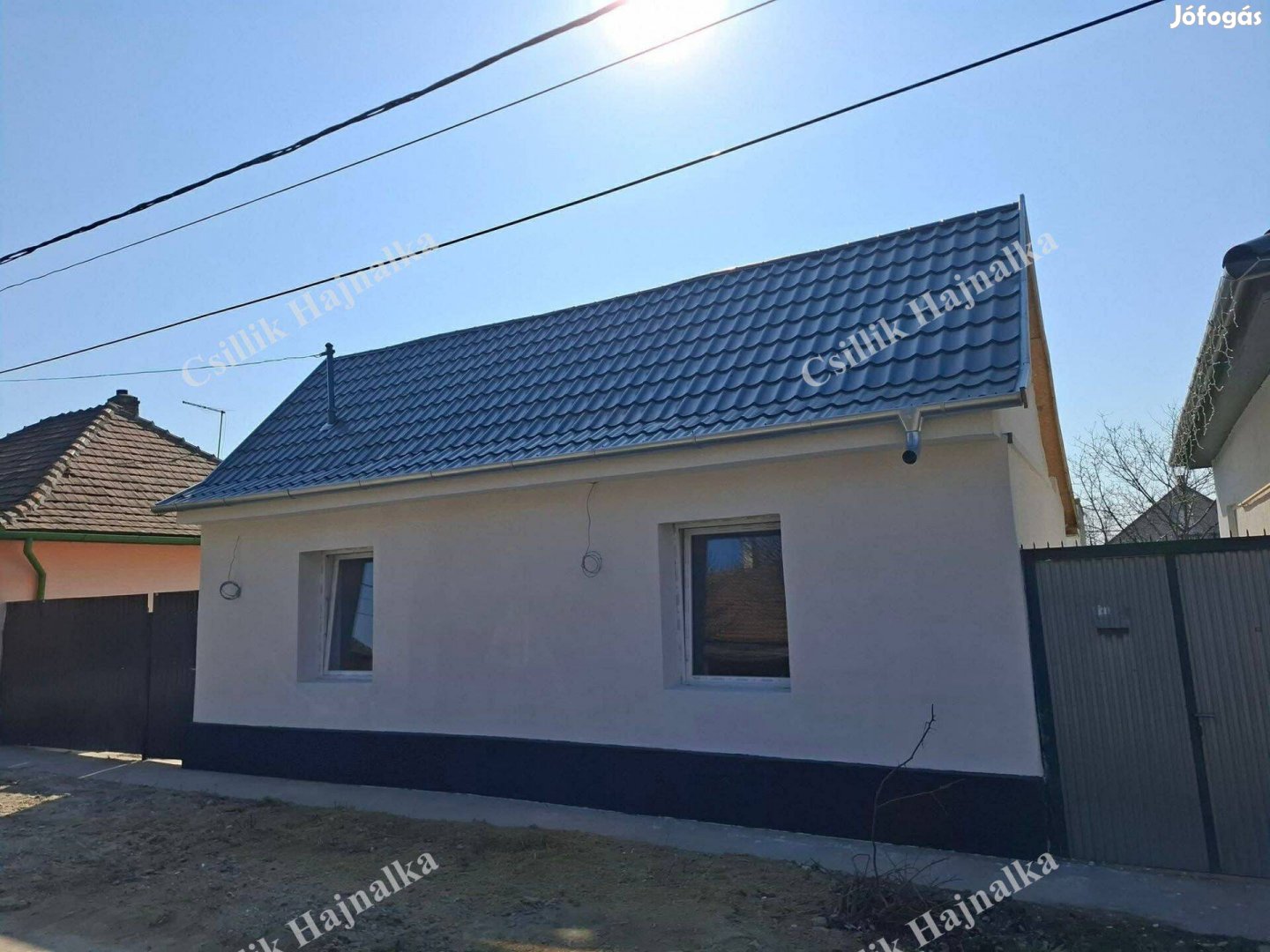 Felújított 65 m2-es, 2 szobás családi ház Szolnok