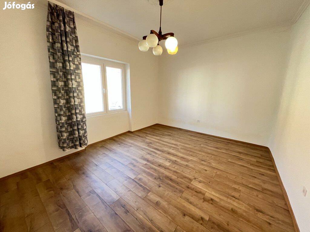 Felújított Családi Ház Eladó