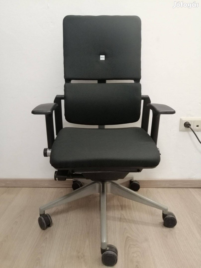 Felújított Steelcase Please v2 prémium gurulós irodai szék