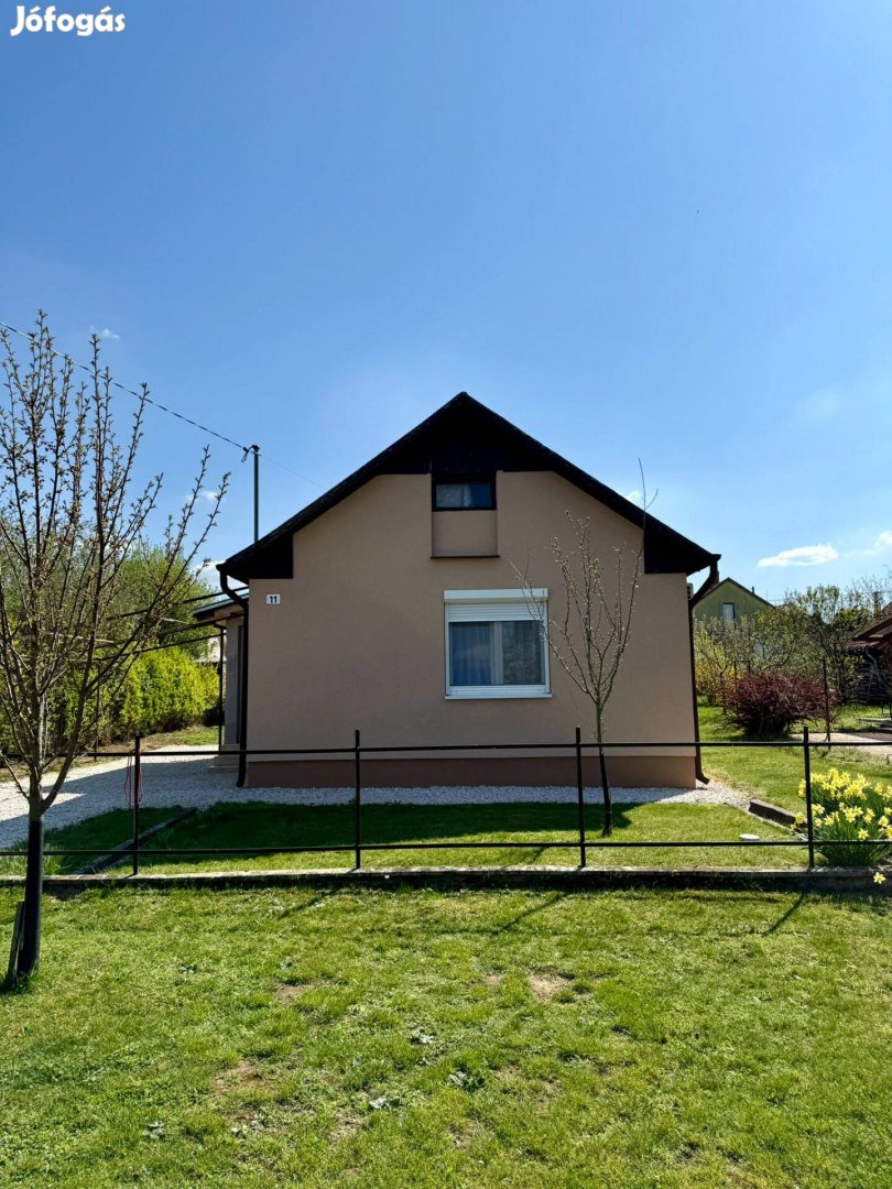 Felújított nyaraló Borgátán