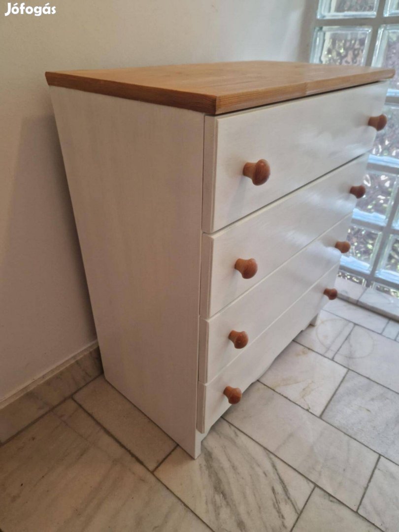 Felújított tömör fenyőfa komód 4 fiókkal