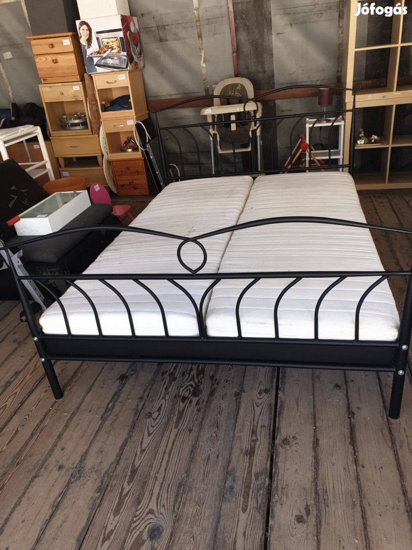 Fém ágy eladó.140×200 cm