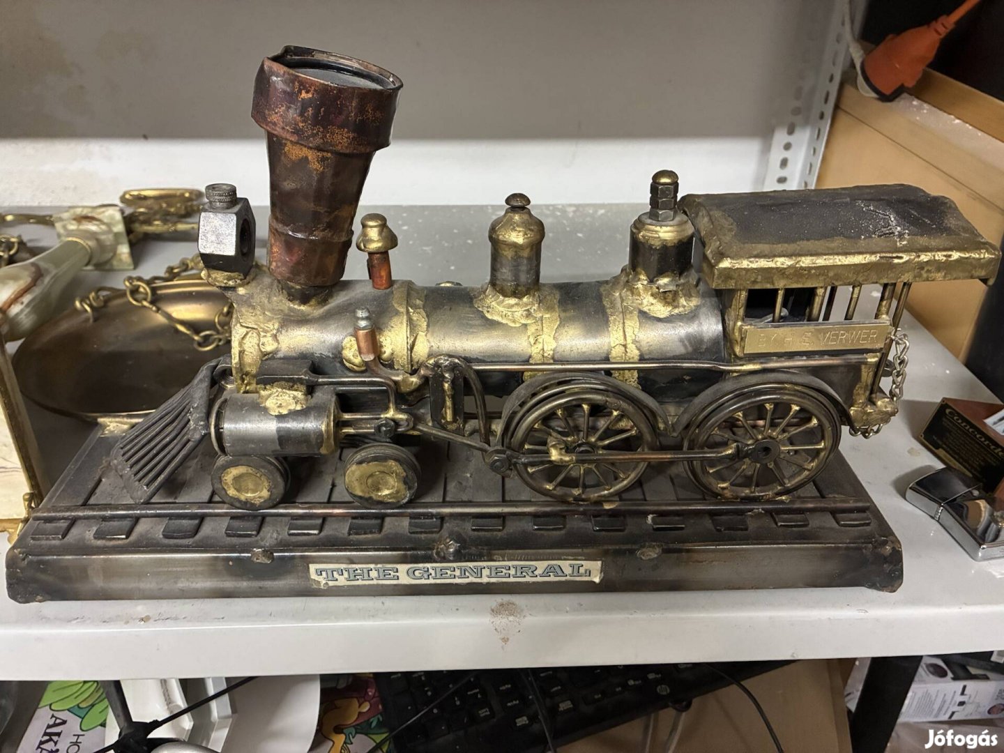 Fém dísz gőzmozdony modell - The General, 45 cm, látványos