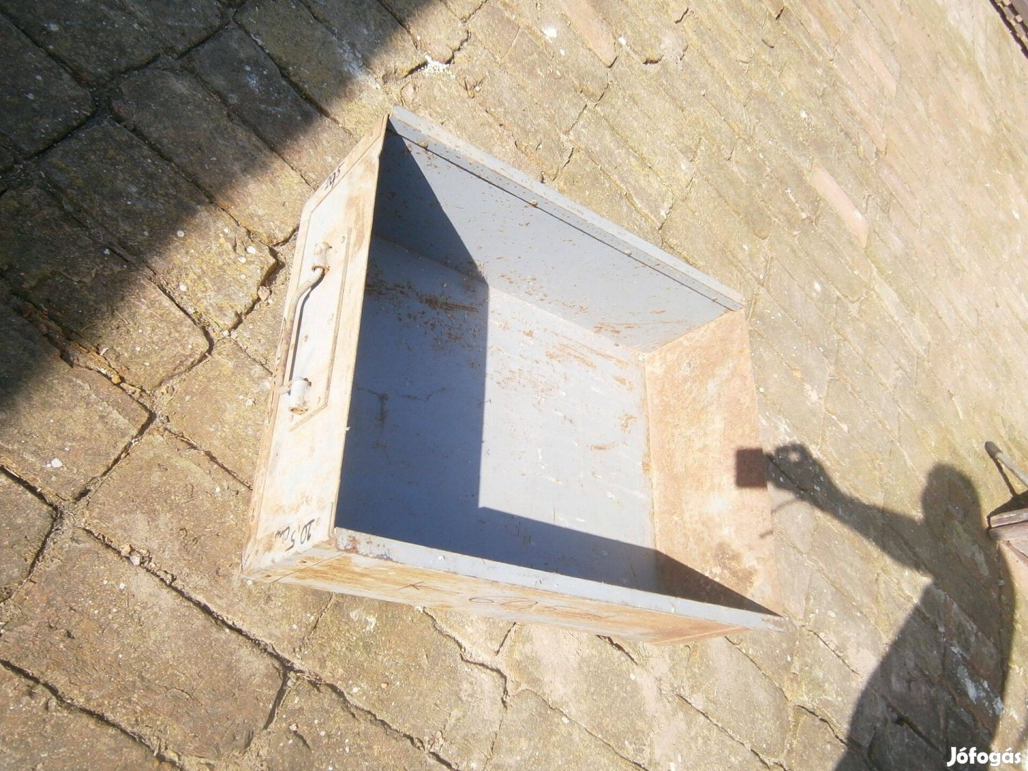 Fém fiók 1db eladó