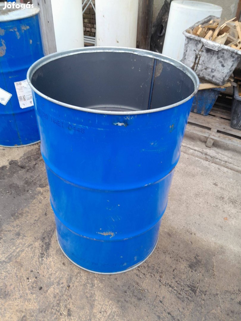 Fém hordó 200l