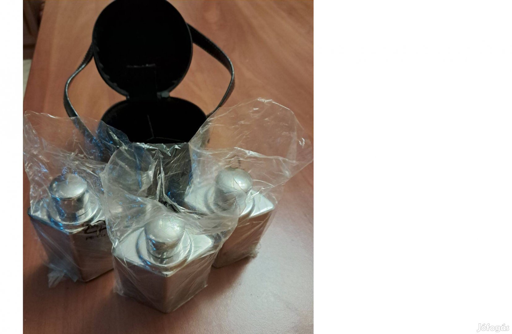 Fém italtartó szett tokban eladó