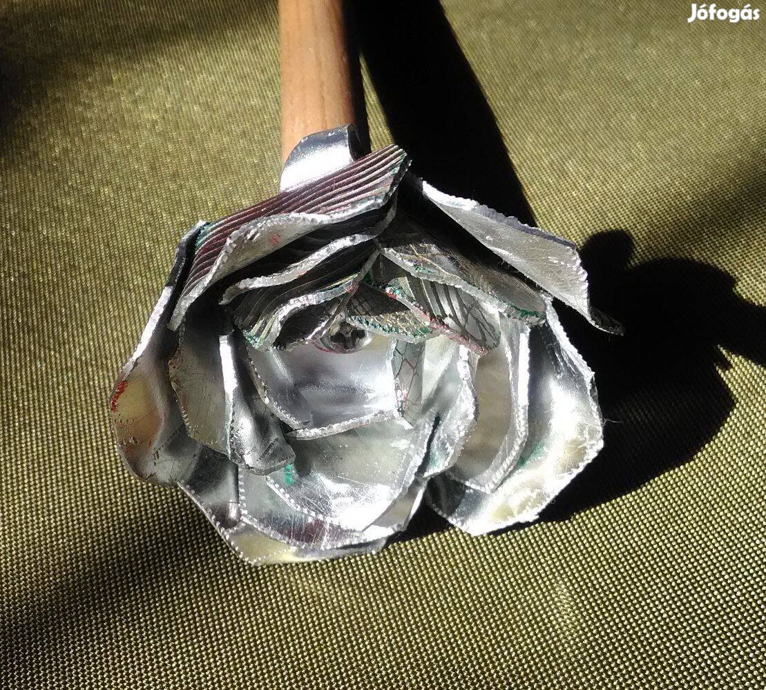 Fém rózsa alumínium