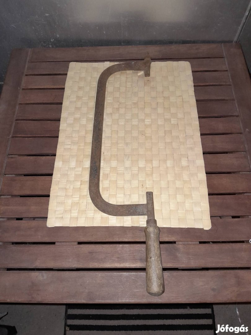 Fémfűrészkeret hagyományos