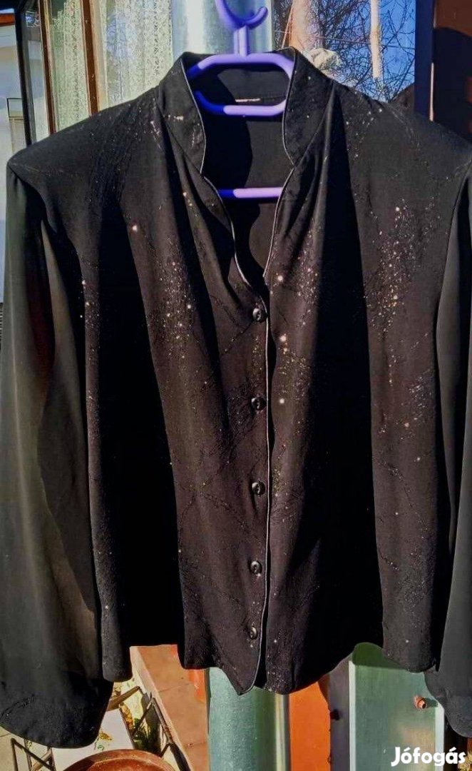 Fémszállal díszített gyönyörű, finom, diszkréten csillogó