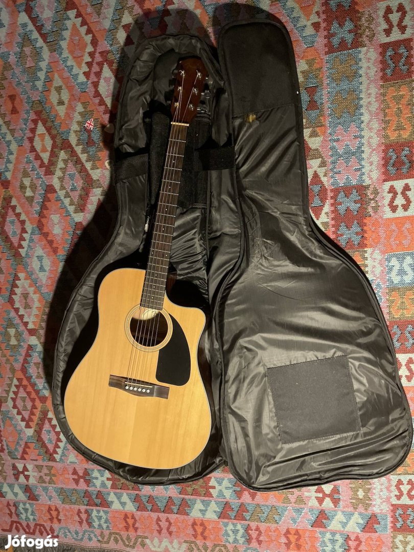 Fender CD60 ce elektroakusztikus gitár