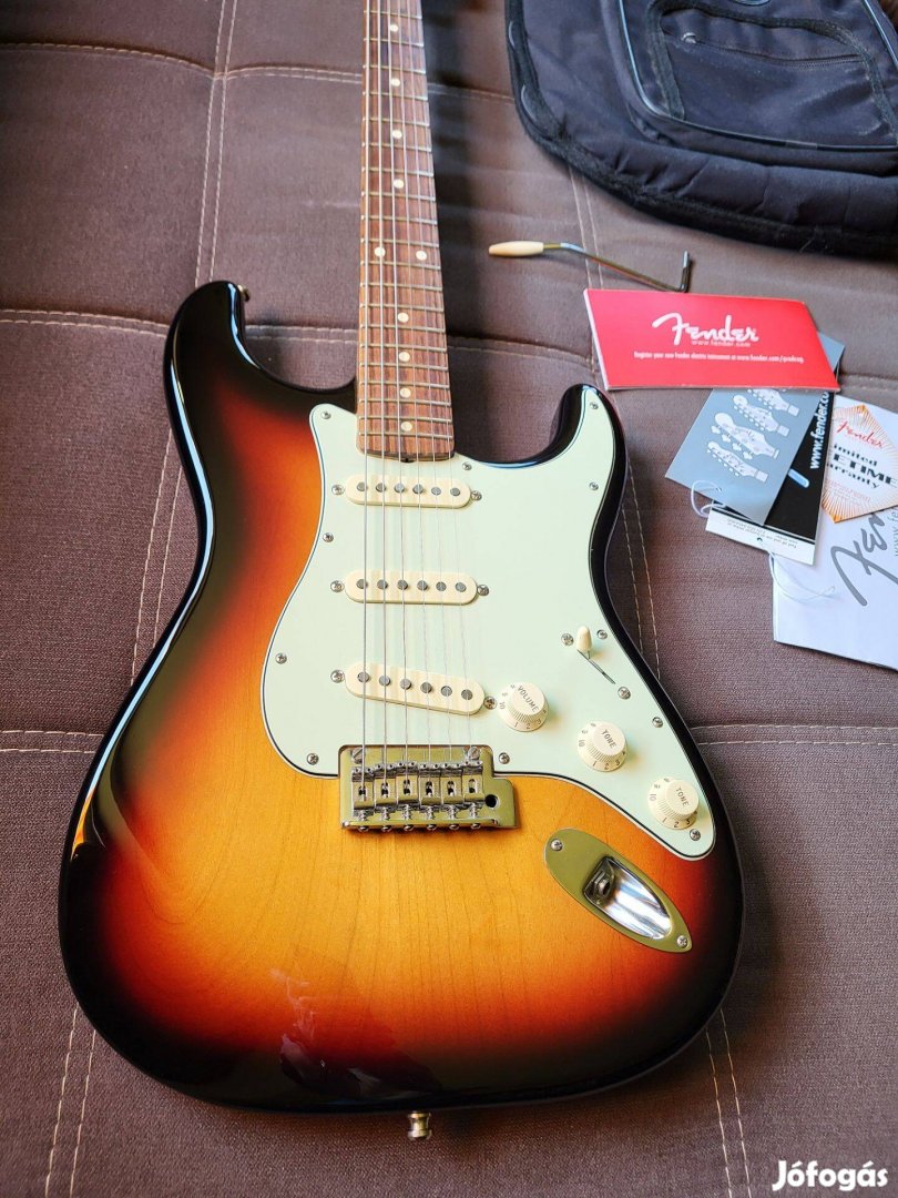 Fender Classic Player 60s Stratocaster elektromos gitár