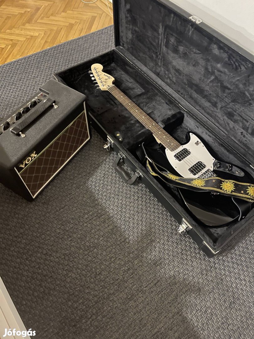 Fender Squier Sonic Mustang gitár + Vox Pathfinder 10 erősítő