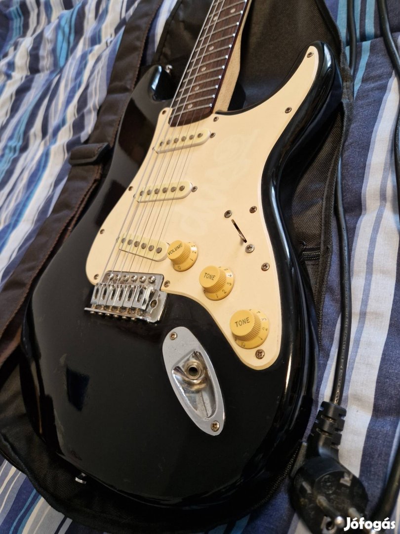 Fender Squier gitárszett erősítővel 
