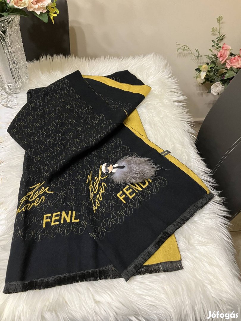 Fendi-Karl női sál, kendő