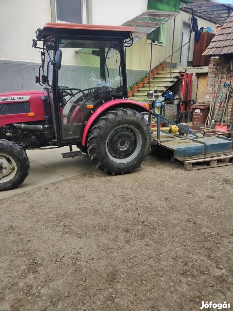 Feng Shou 404 40-le 4x4 kistraktor szártépővel