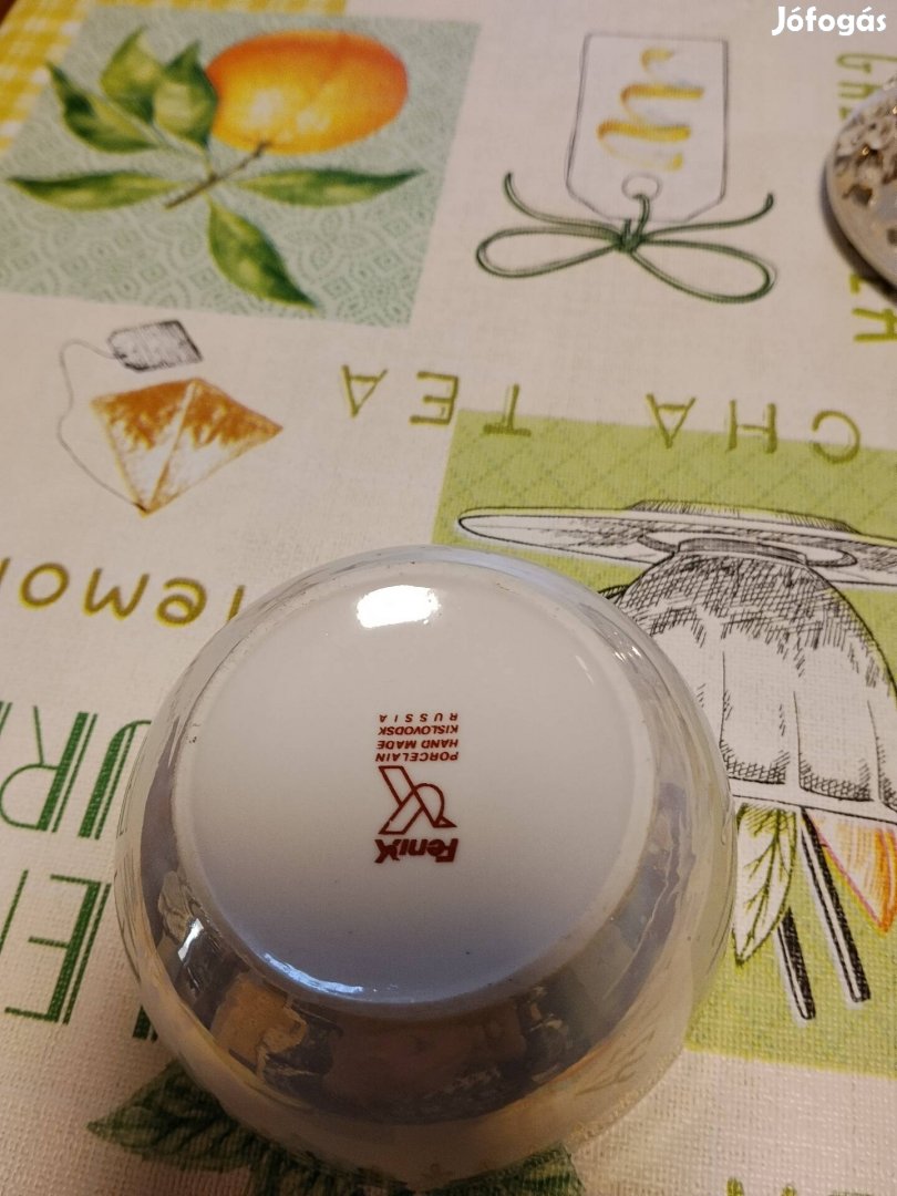 Fenix kézel festett porcelán