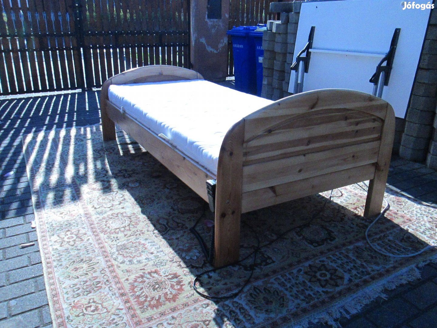 Fenyő Betegágy Elektromoságyrács Távirányítós 90x200