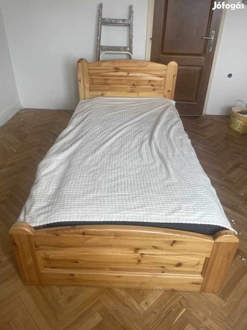 Fenyő ágy, ágyneműtartós, matraccal