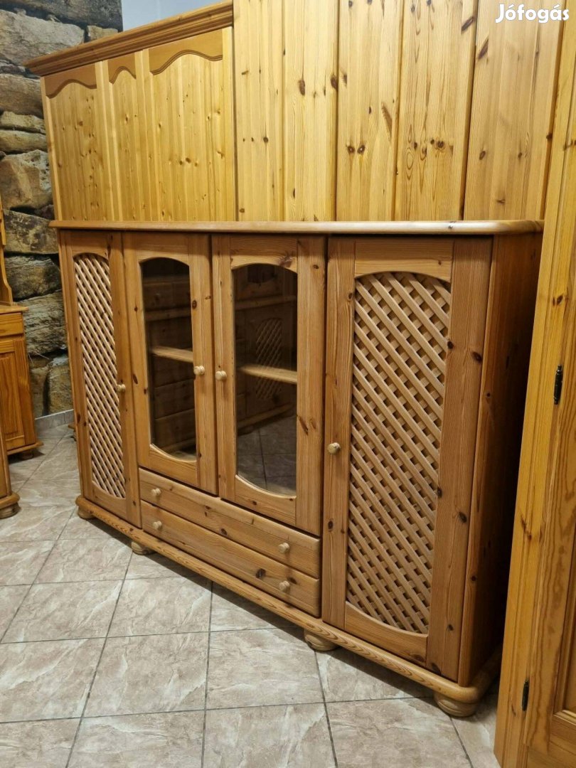 Fenyő kis szekrény 190x130x48