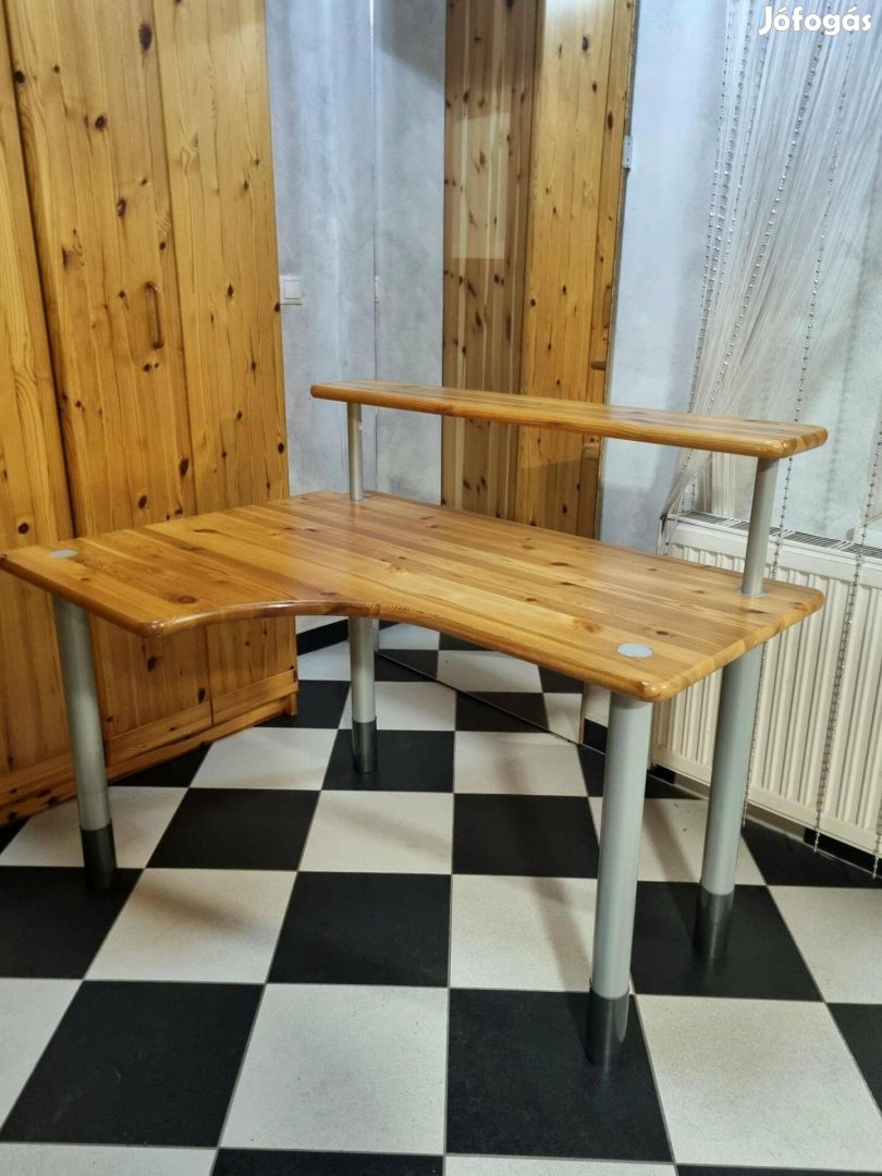 Fenyő sarok íróasztal 122x109x90