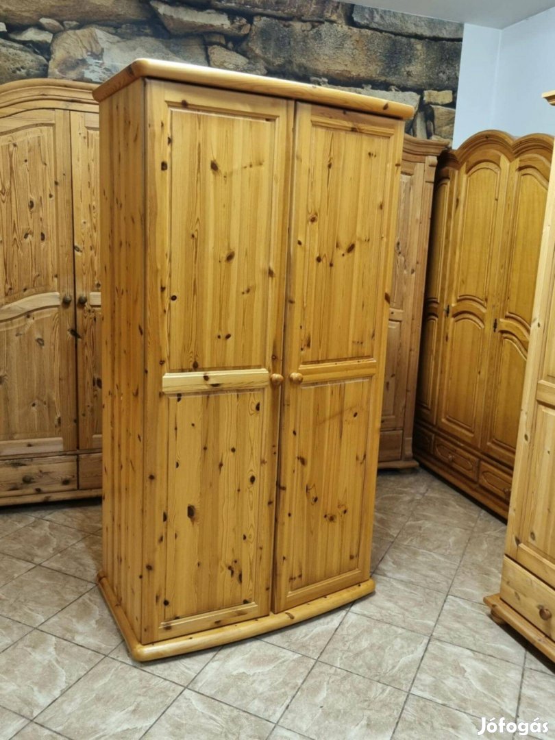 Fenyő szekrény 102x189x59
