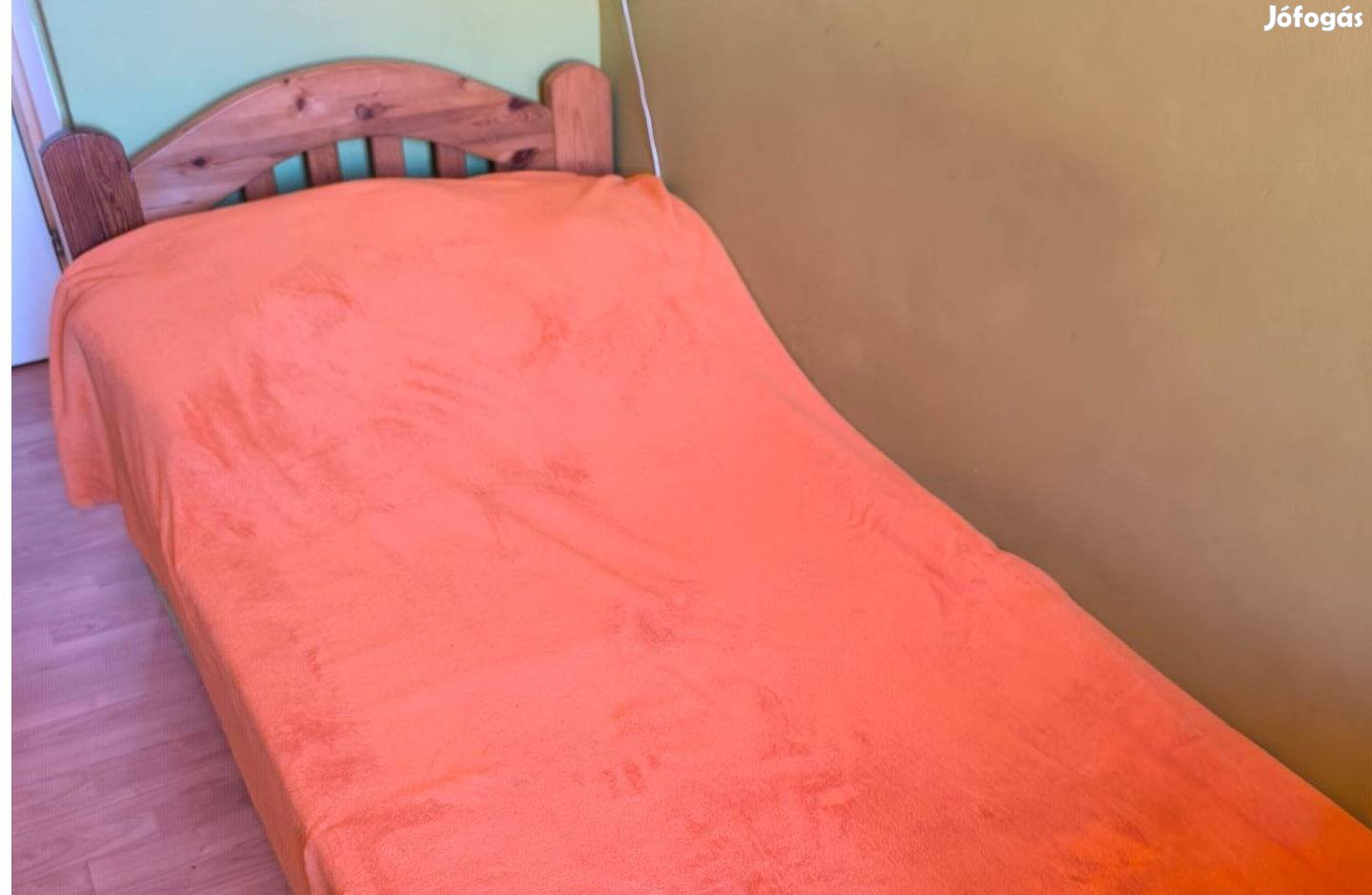 Fenyőágy, melyen jó az alvás