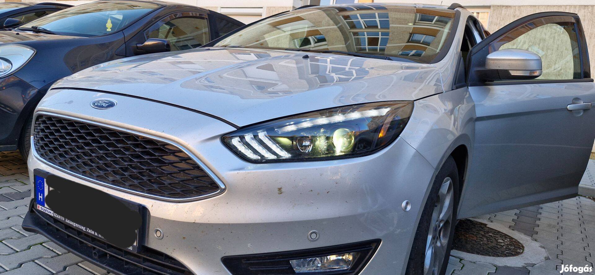 Fényszóró, Ford Focus mk3.5 Facelift, 2015