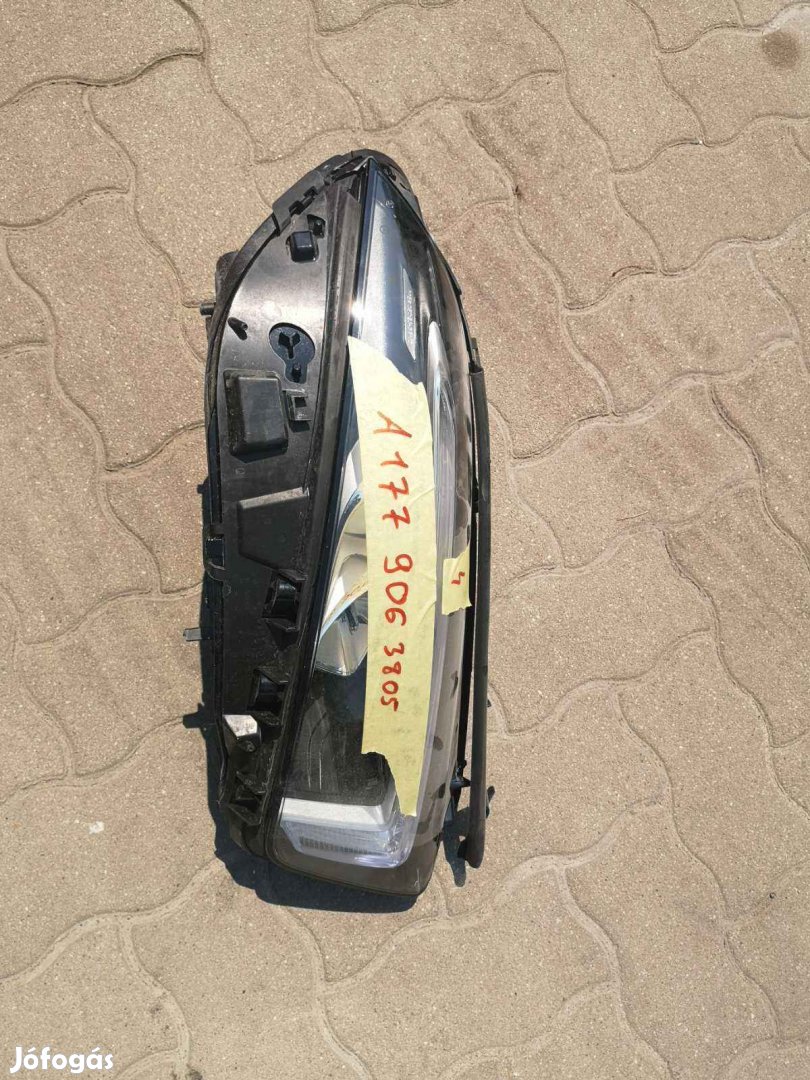 Fényszoró w177 eladó