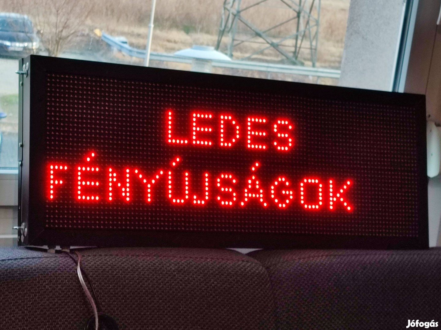 Fényújság Ledtábla Futó Led Világítás 40x100cm piros vagy fehér