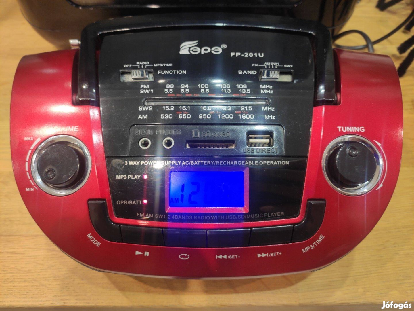Fepe FP-201U MP3 lejátszós rádió, USB és SD kártya bemenettel