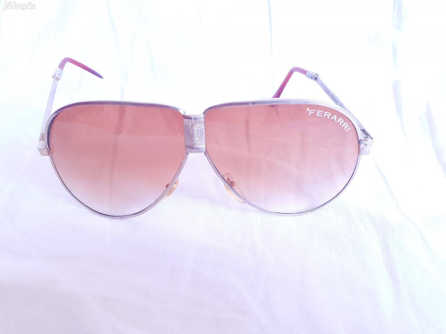 Ferarri összecsukható divatos napszemüveg