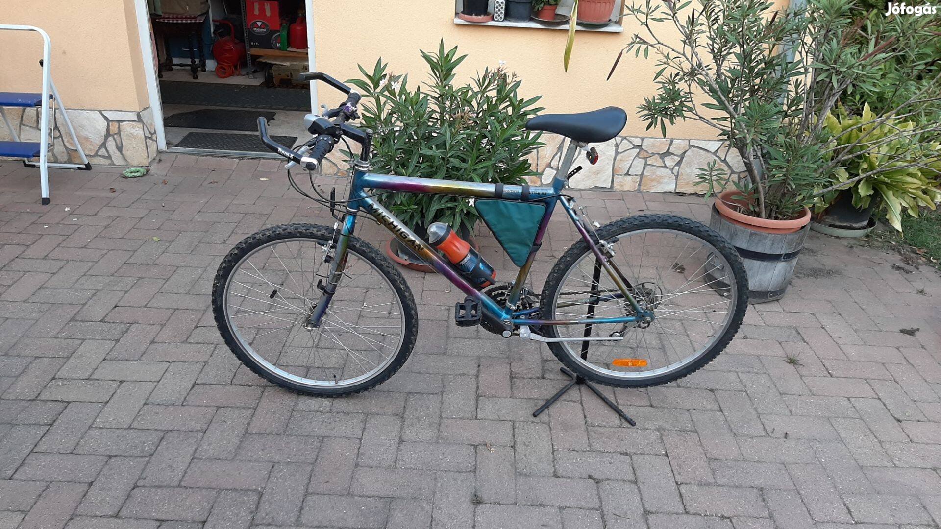 Férfi 26" MTB kerékpár kiváló állapotban eladó