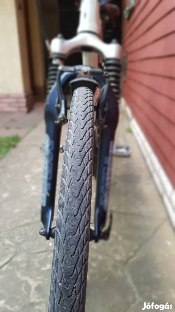 Férfi 26"os mountainbike 17,5" váz 