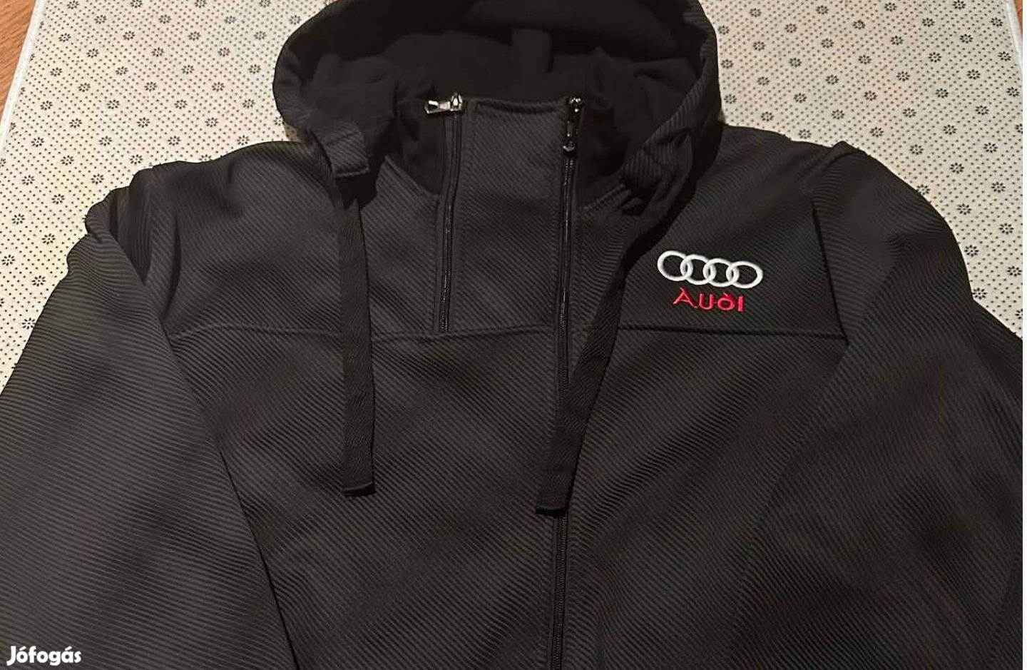Férfi Audi logós levehető kapucnis felső XXL-es méretben