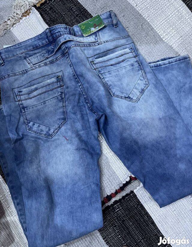 Férfi Diesel és Ltb 34-és farmer