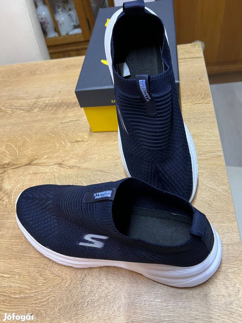 Férfi Skechers Go walk cipő, csak próbálva volt