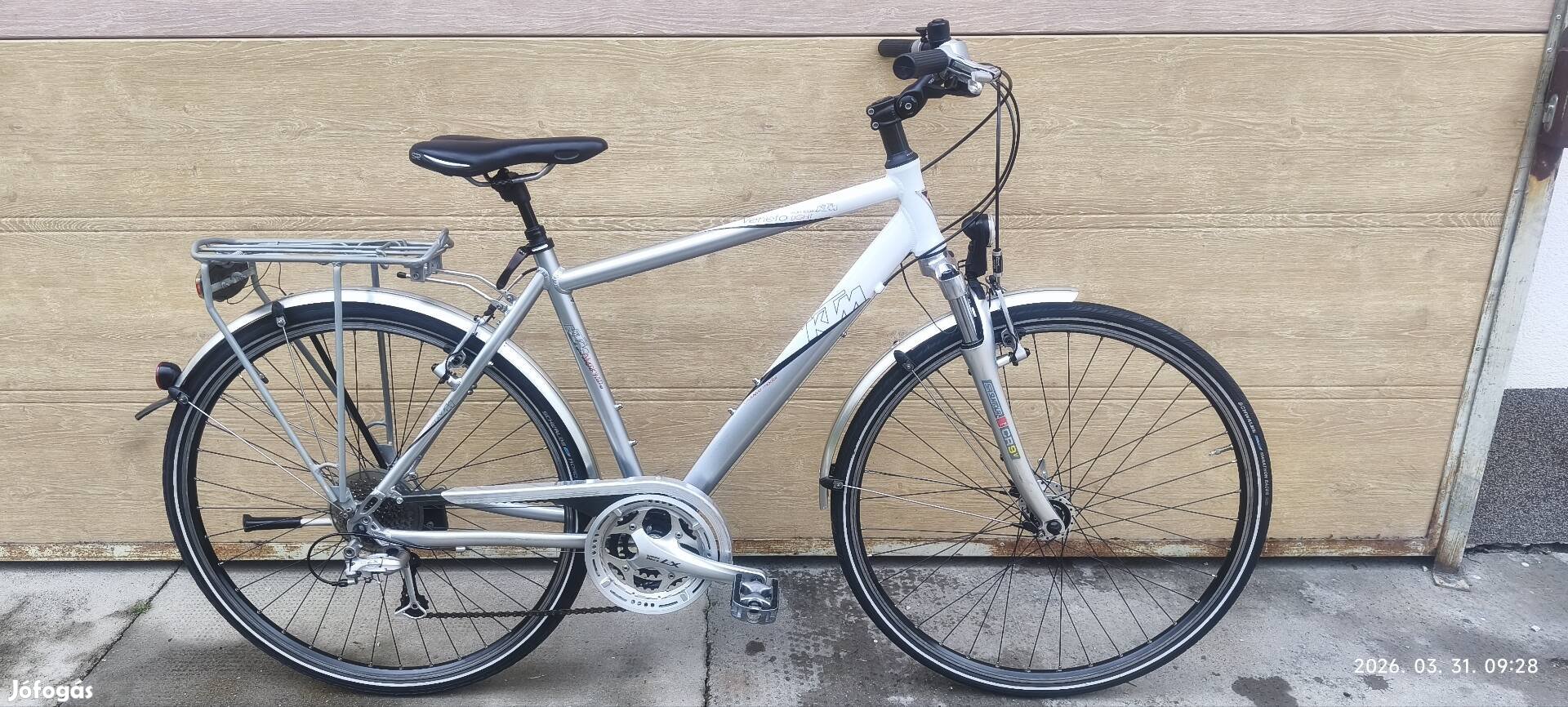 Férfi Veneto KTM aluvázas agydinamós Deore LX szettes