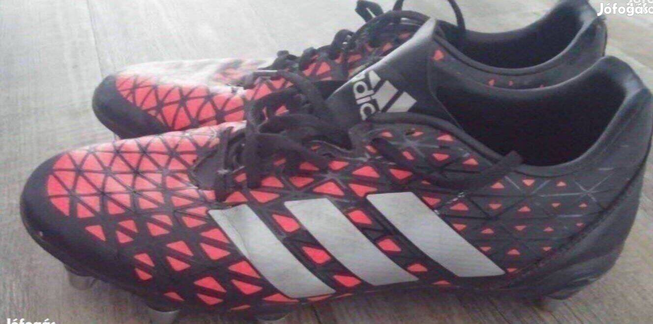 Férfi adidas futball cipő újszerű