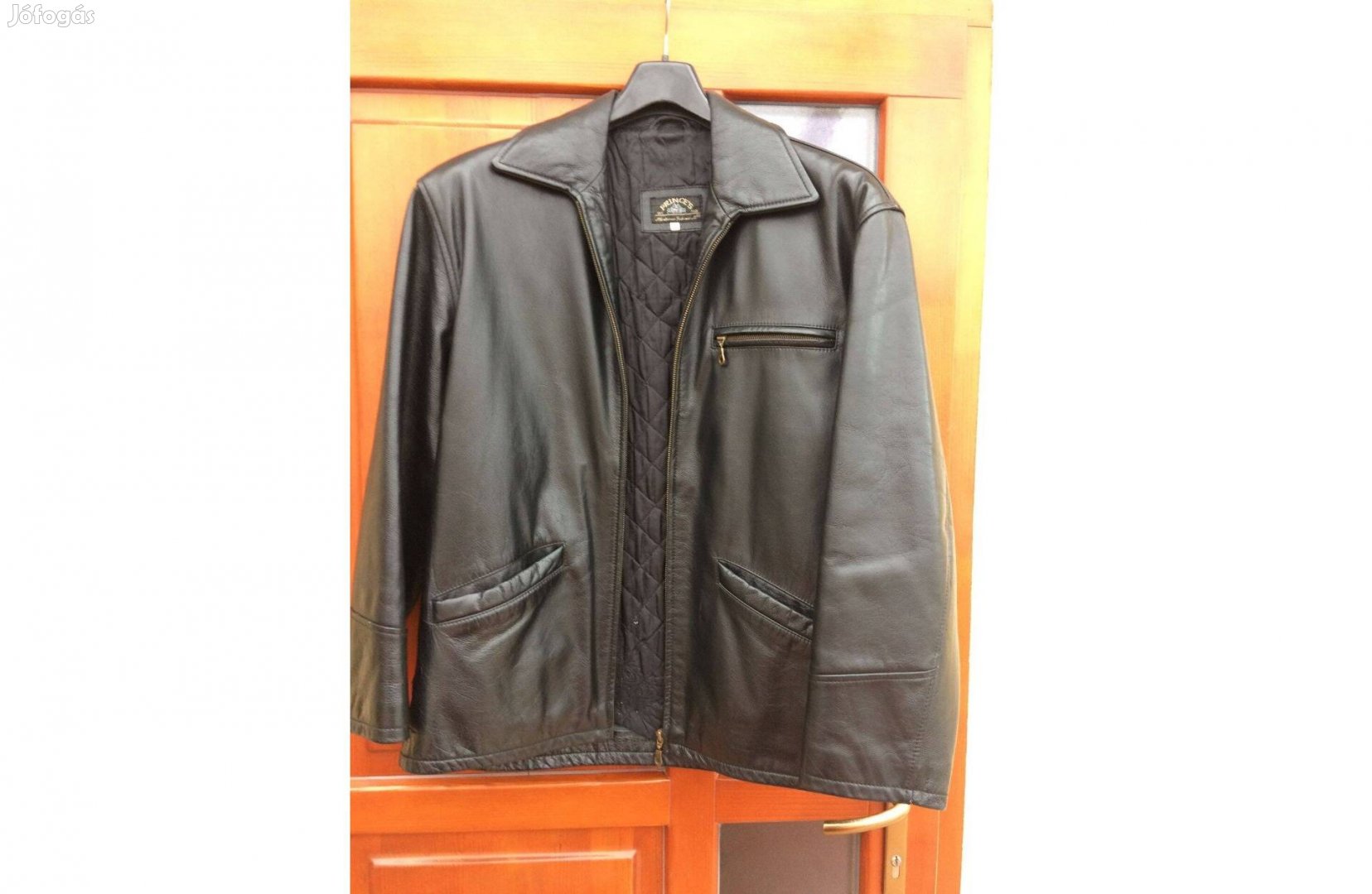 Férfi bélelt bőr kabát, L , fekete, szép állapotban eladó