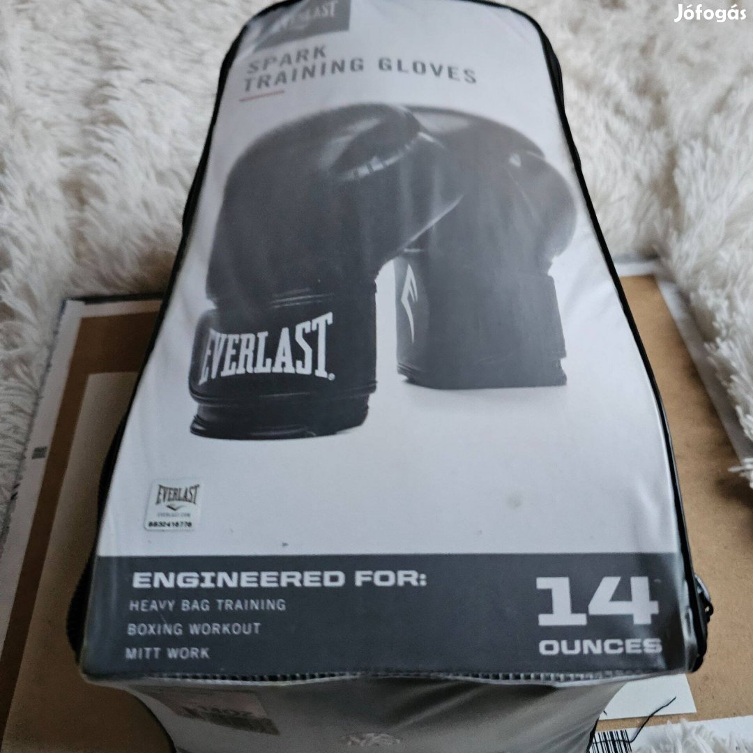 Férfi bokszkesztyű Everlast Spark fekete 14OZ Gyári Csomagolás Új