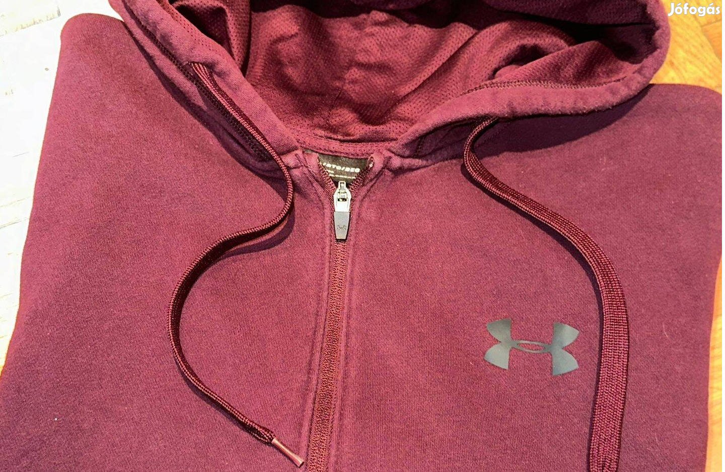 Férfi bordó kapucnis felső,XXL-es méretben (Under Armour)